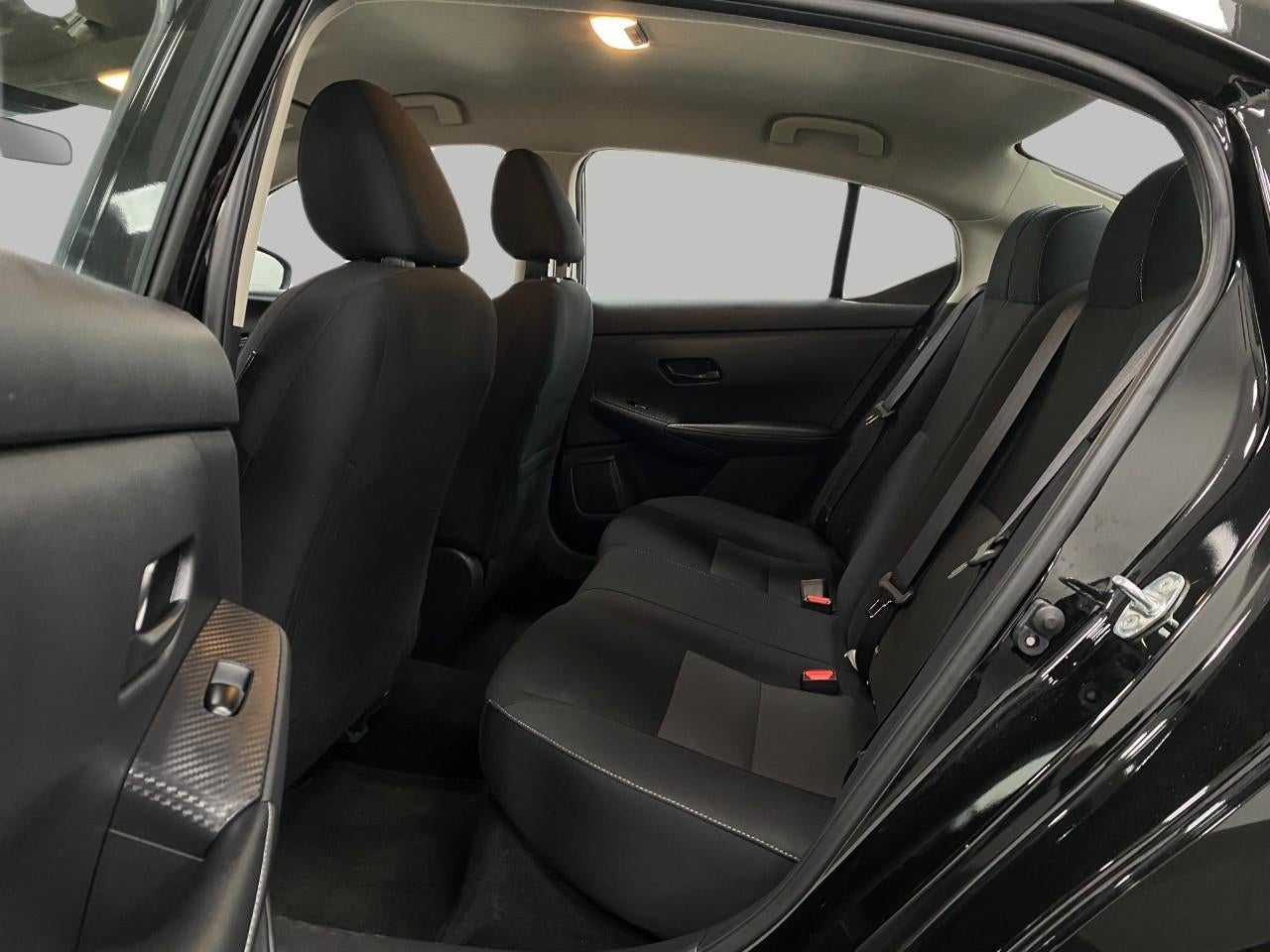 2025 Nissan Sentra SV CVT