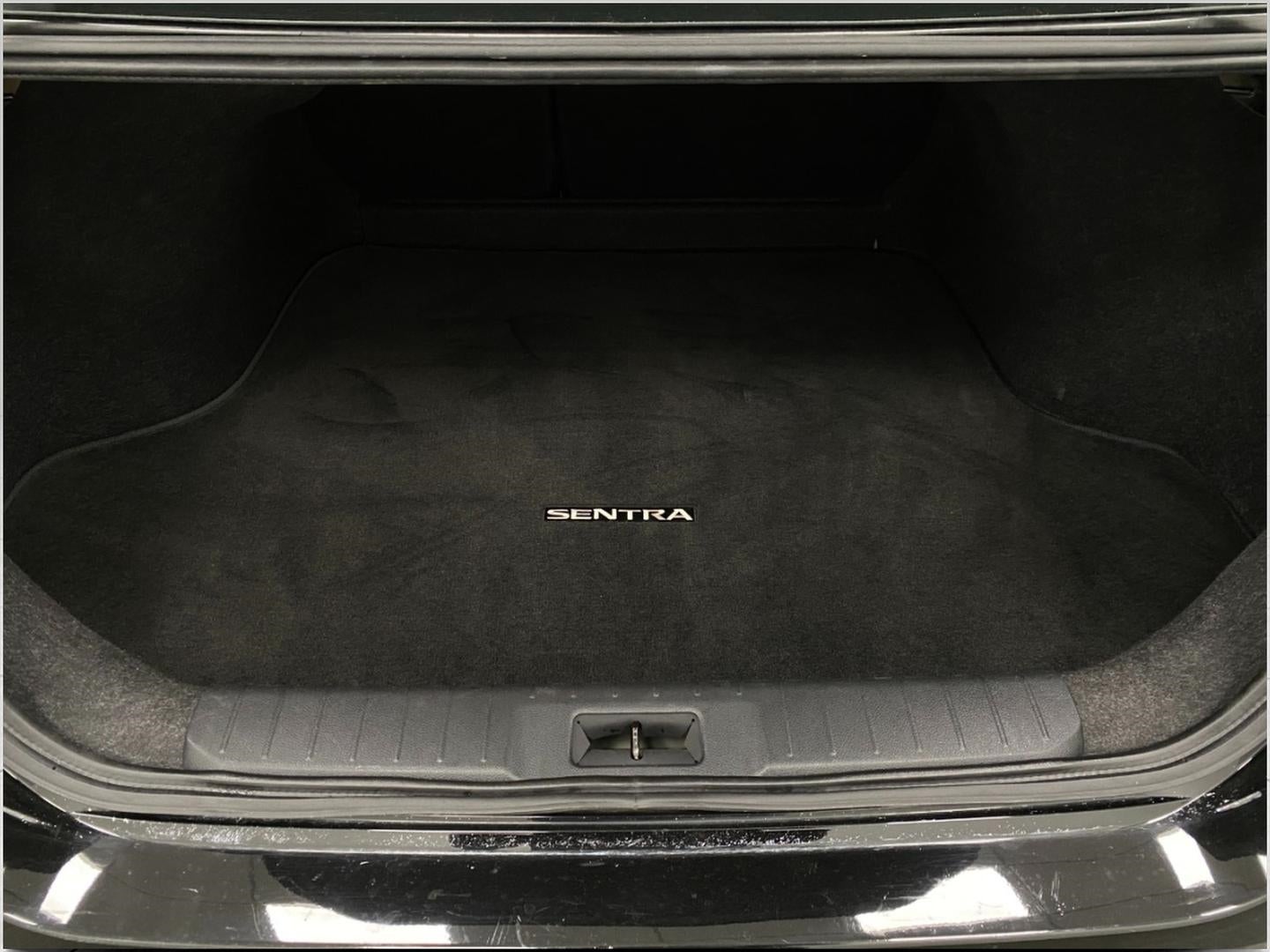 2025 Nissan Sentra SV CVT