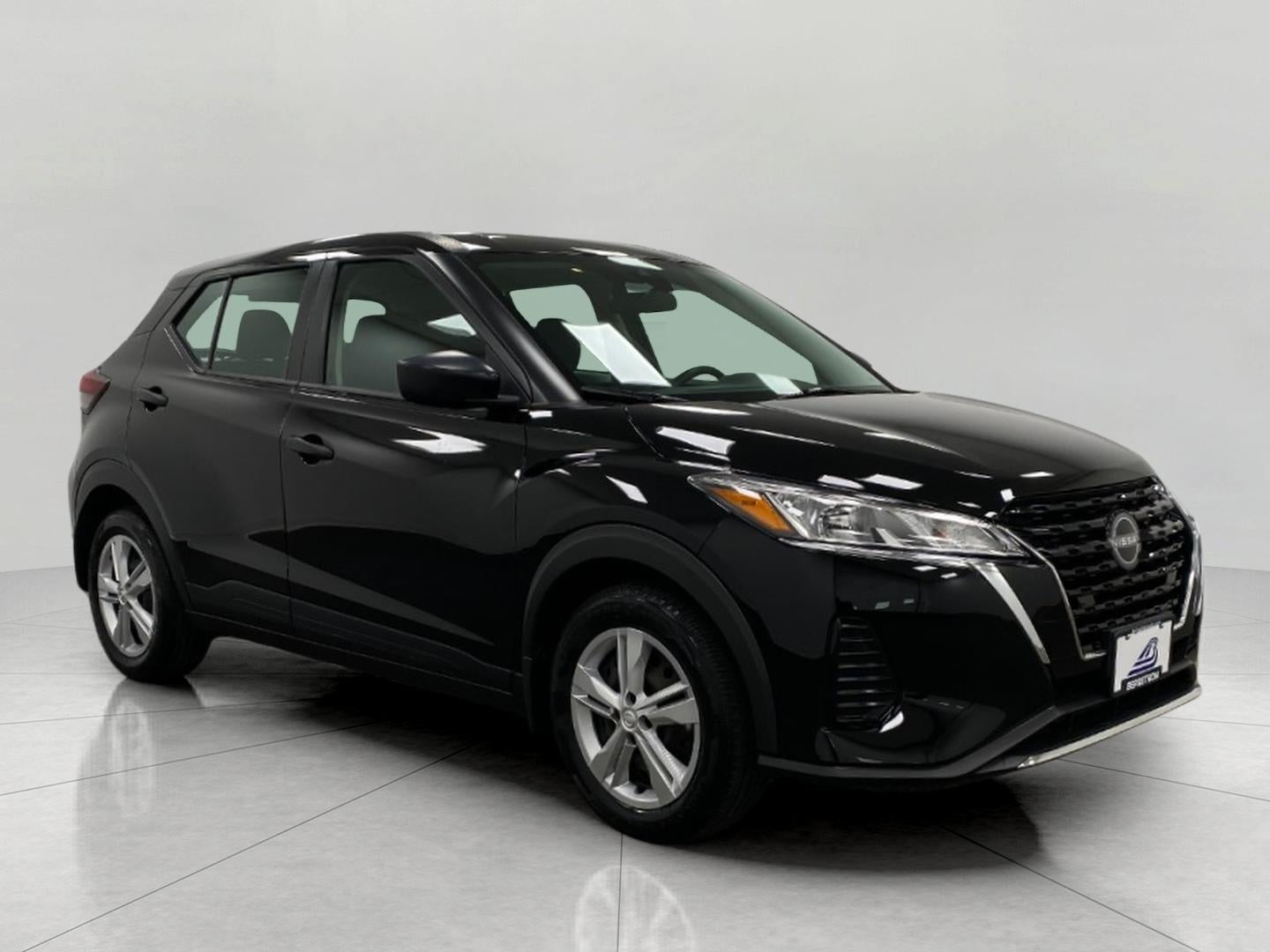 2023 Nissan Kicks S FWD