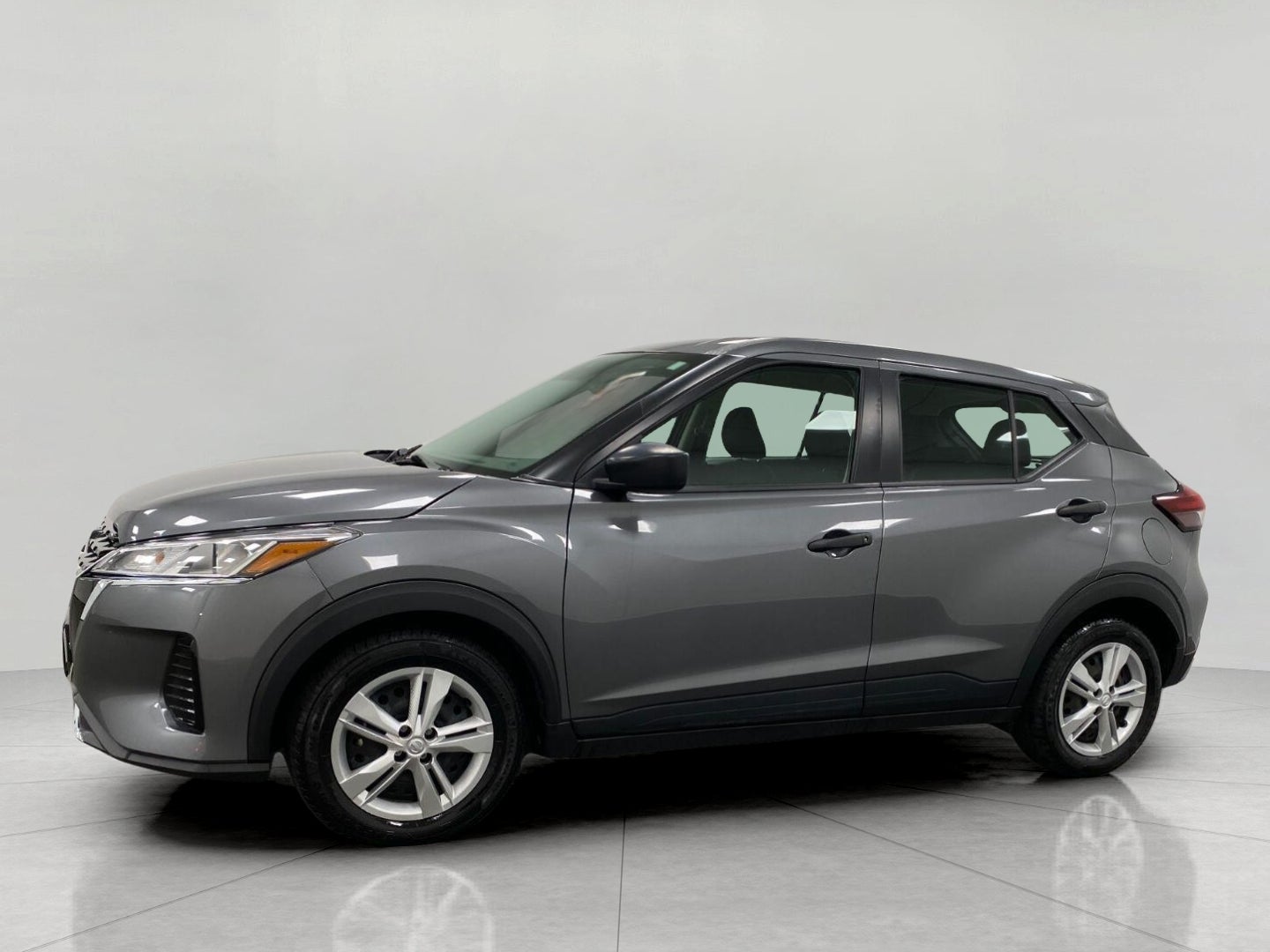 2024 Nissan Kicks S FWD