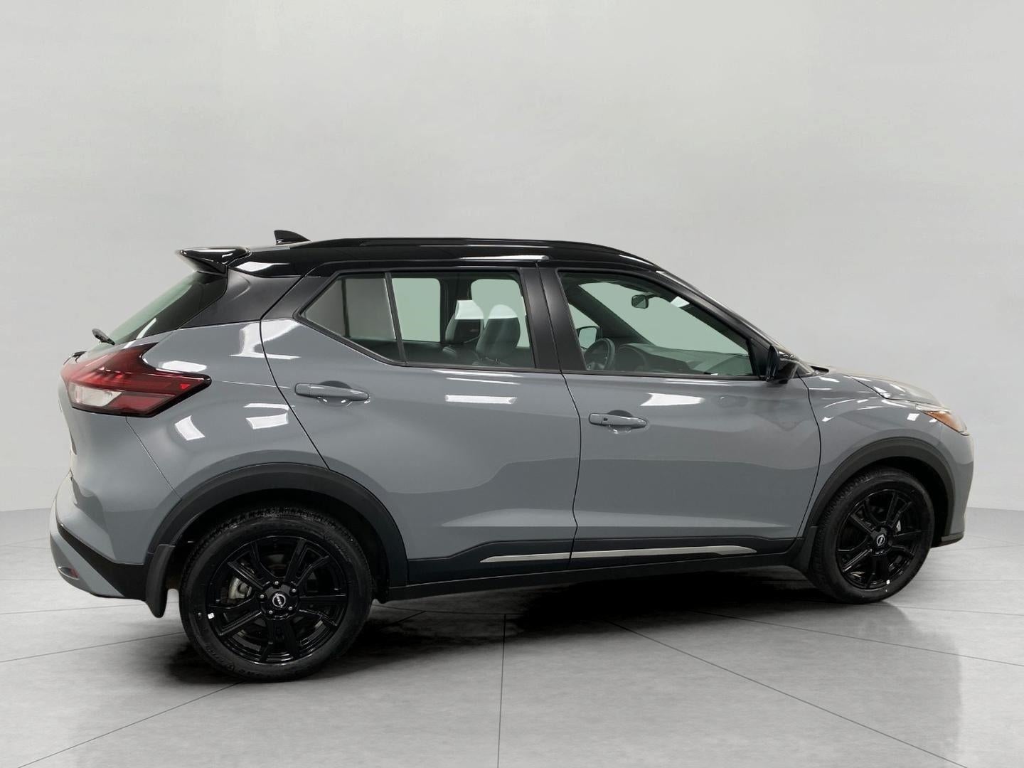 2024 Nissan Kicks SR FWD