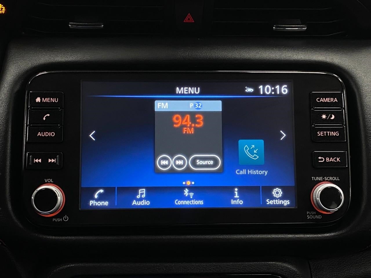 2024 Nissan Kicks SR FWD