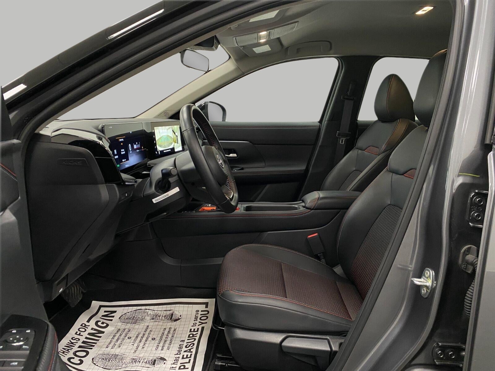 2025 Nissan Kicks SR AWD