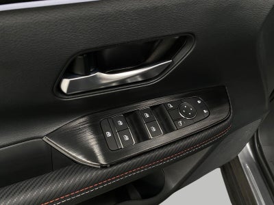 2025 Nissan Kicks SR AWD