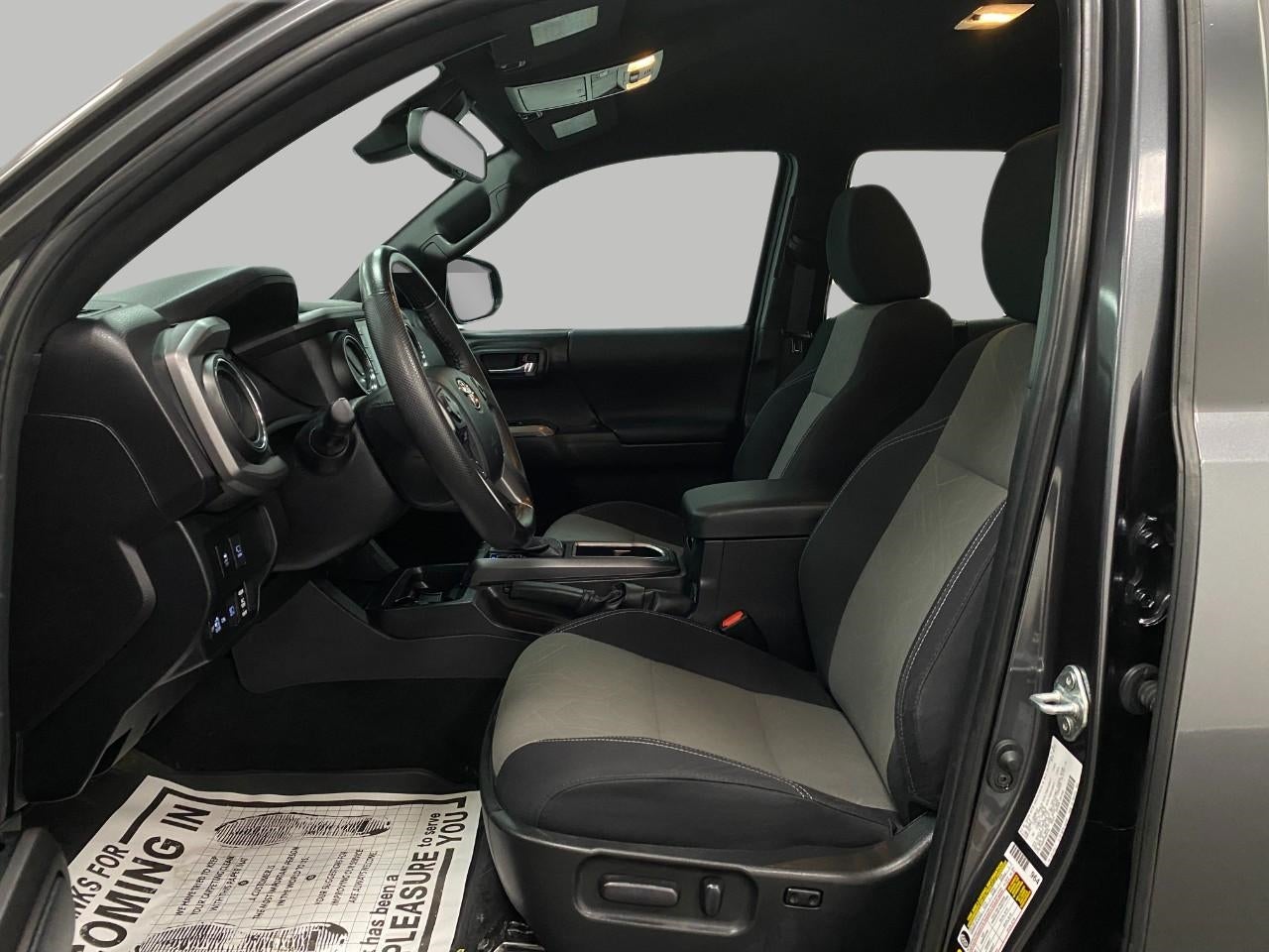 2023 Toyota Tacoma 4WD TRD Sport Double Cab 5' Bed V6 AT