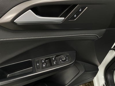 2025 Volkswagen Taos SE Black 4MOTION