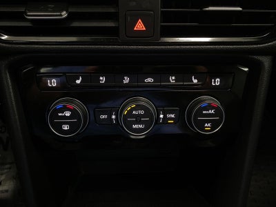 2022 Volkswagen Taos SEL 4MOTION