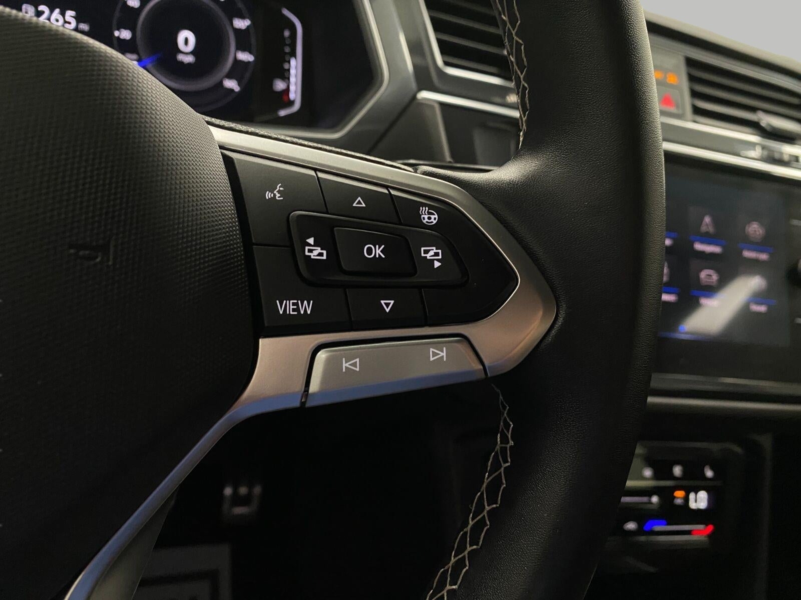 2023 Volkswagen Tiguan 2.0T SEL R-Line 4MOTION