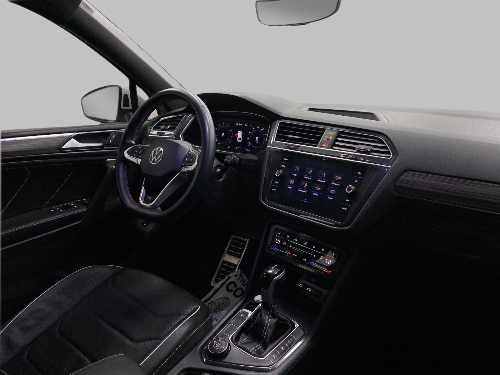 2023 Volkswagen Tiguan 2.0T SEL R-Line 4MOTION