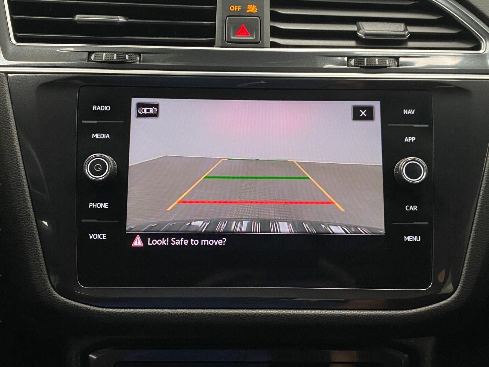 2023 Volkswagen Tiguan 2.0T SEL R-Line 4MOTION