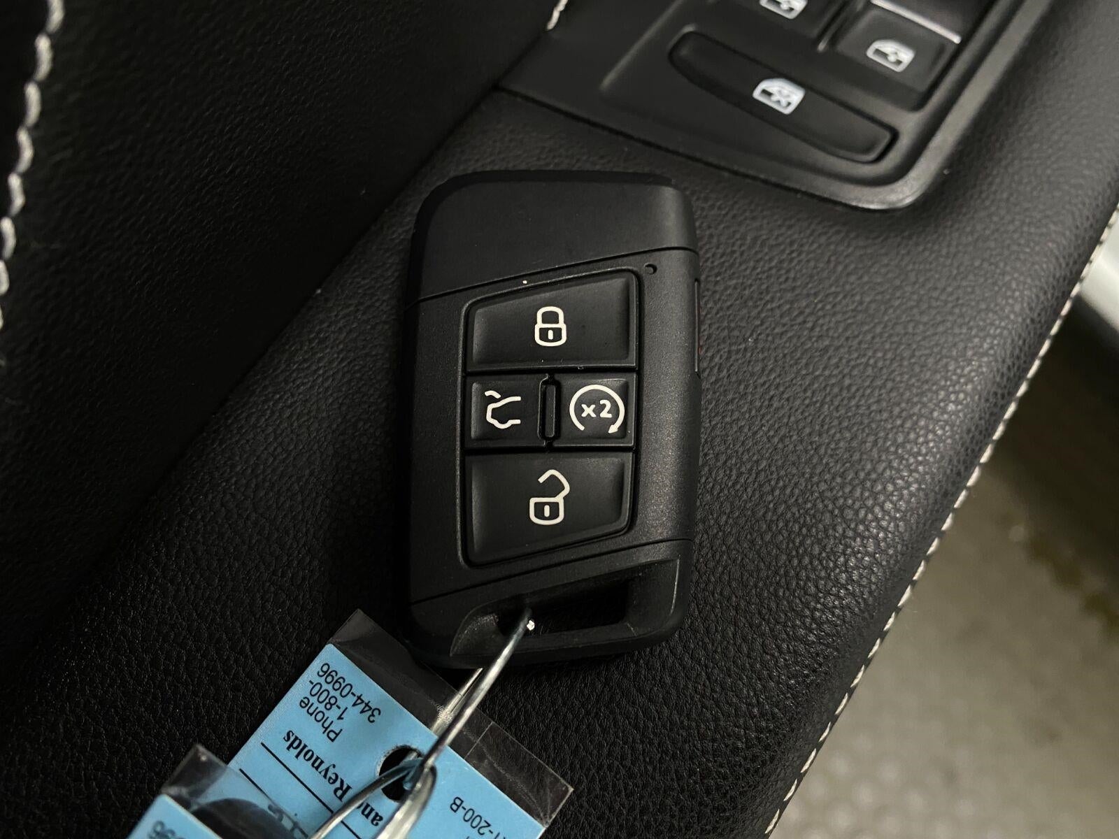 2023 Volkswagen Tiguan 2.0T SEL R-Line 4MOTION