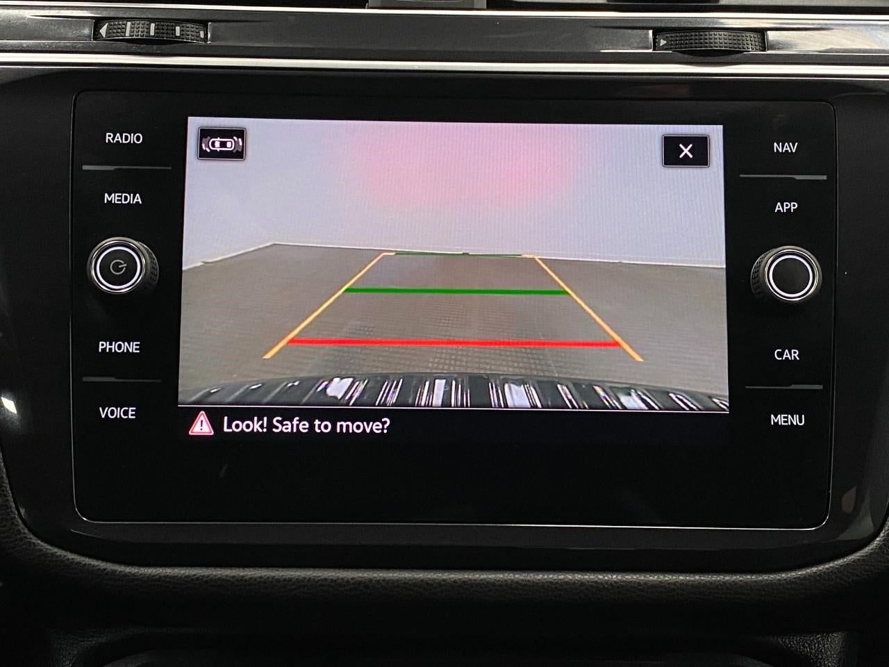 2024 Volkswagen Tiguan 2.0T SEL R-Line 4MOTION