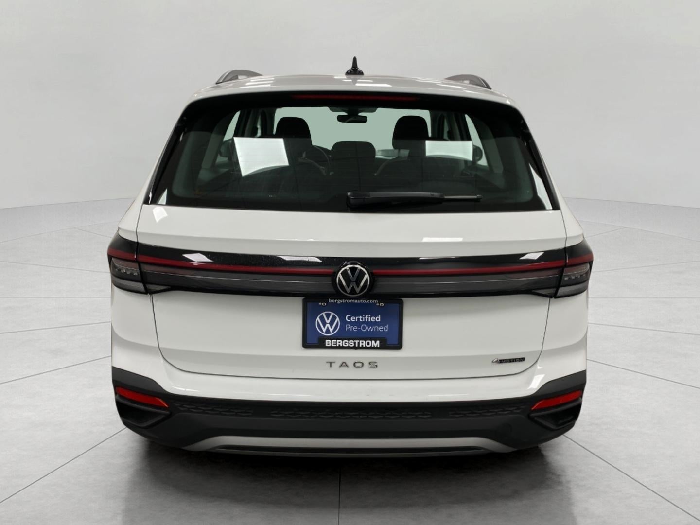 2025 Volkswagen Taos S 4MOTION