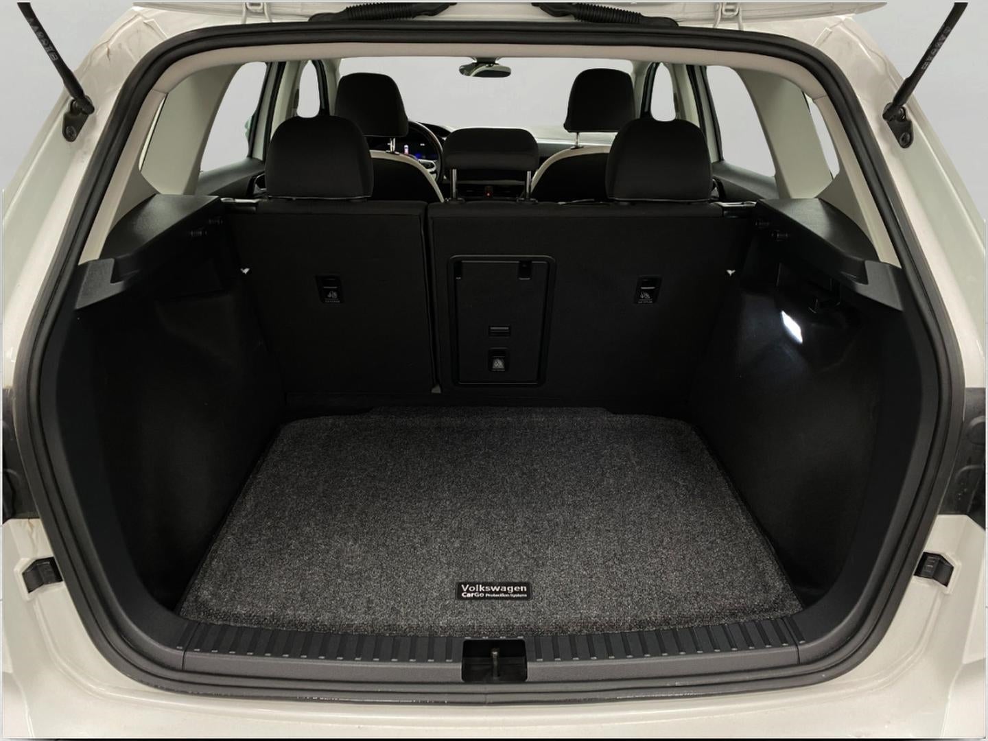 2025 Volkswagen Taos S 4MOTION