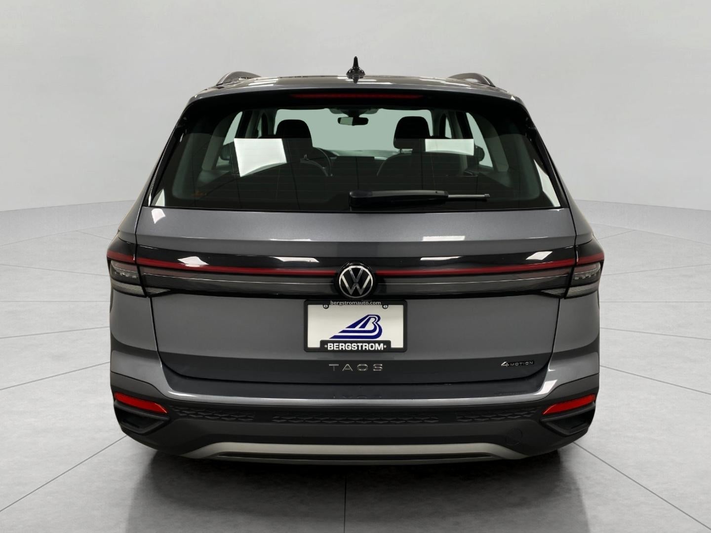 2025 Volkswagen Taos S 4MOTION