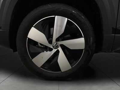 2025 Volkswagen Taos S 4MOTION