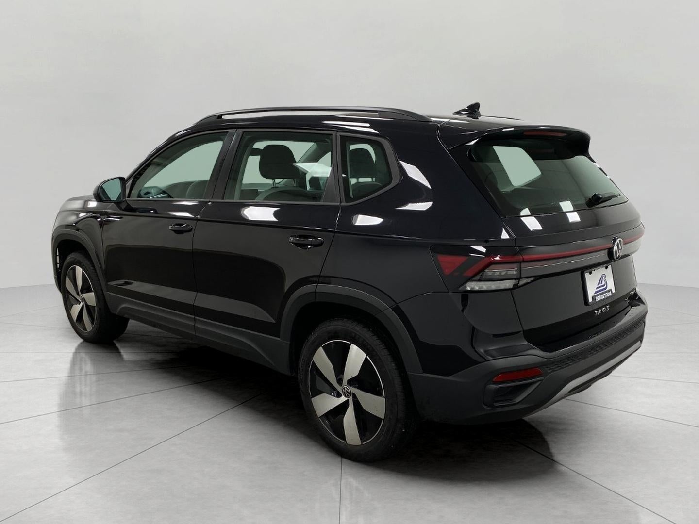 2025 Volkswagen Taos S 4MOTION