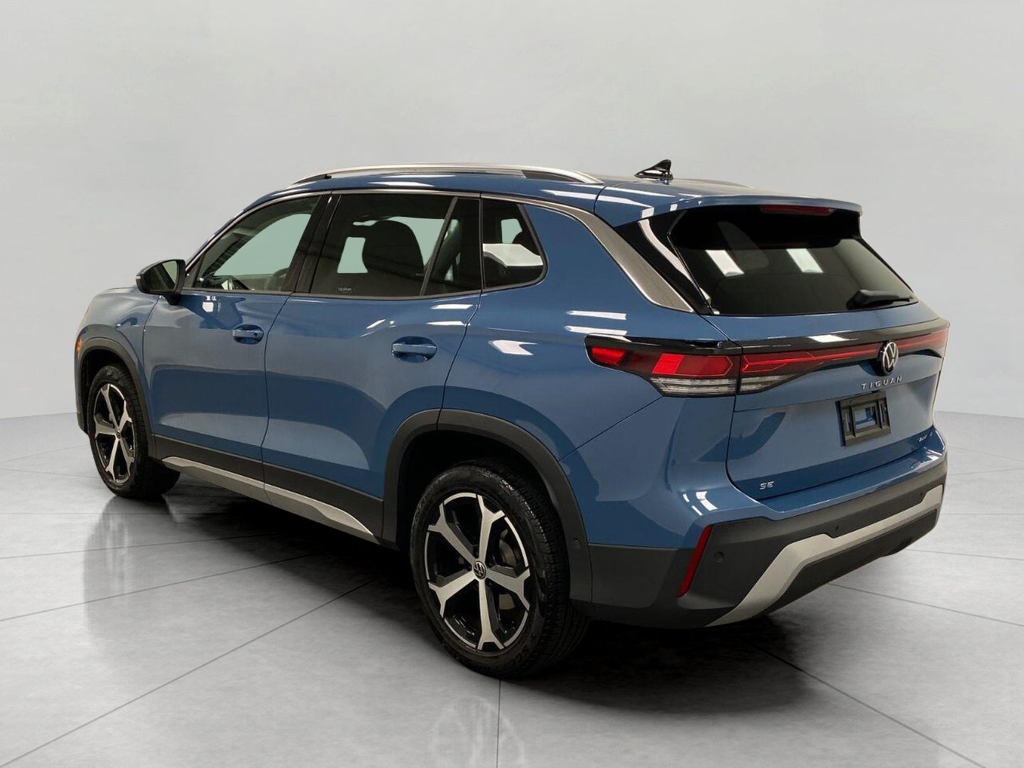 2026 Volkswagen Tiguan SE 4MOTION