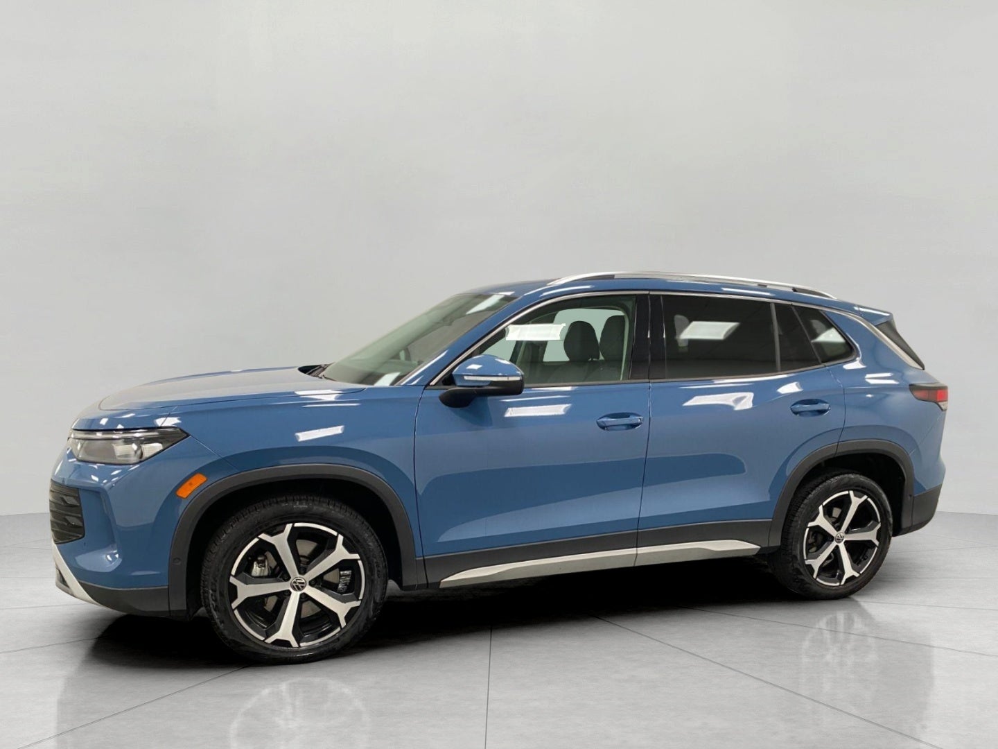 2026 Volkswagen Tiguan SE 4MOTION