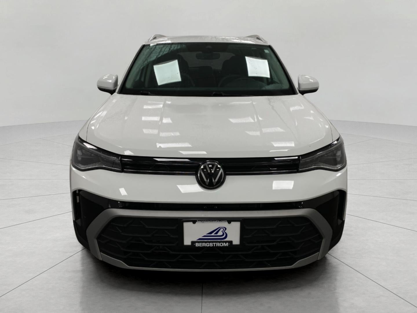 2025 Volkswagen Taos SE 4MOTION