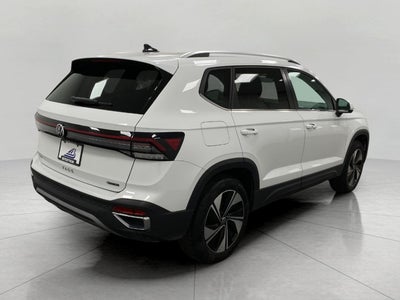 2025 Volkswagen Taos SE 4MOTION