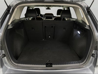 2025 Volkswagen Taos SE 4MOTION