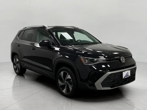 2025 Volkswagen Taos SE 4MOTION
