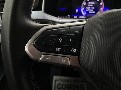 2025 Volkswagen Taos SE 4MOTION