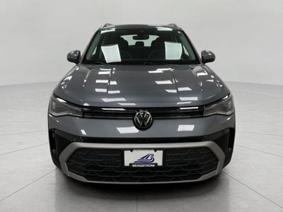 2025 Volkswagen Taos SE 4MOTION