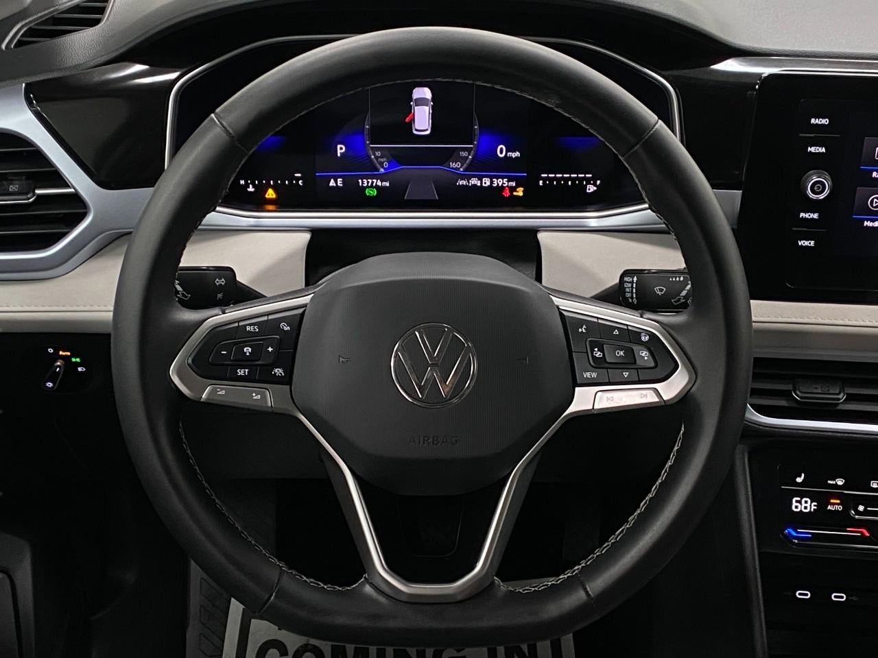 2025 Volkswagen Taos SE 4MOTION