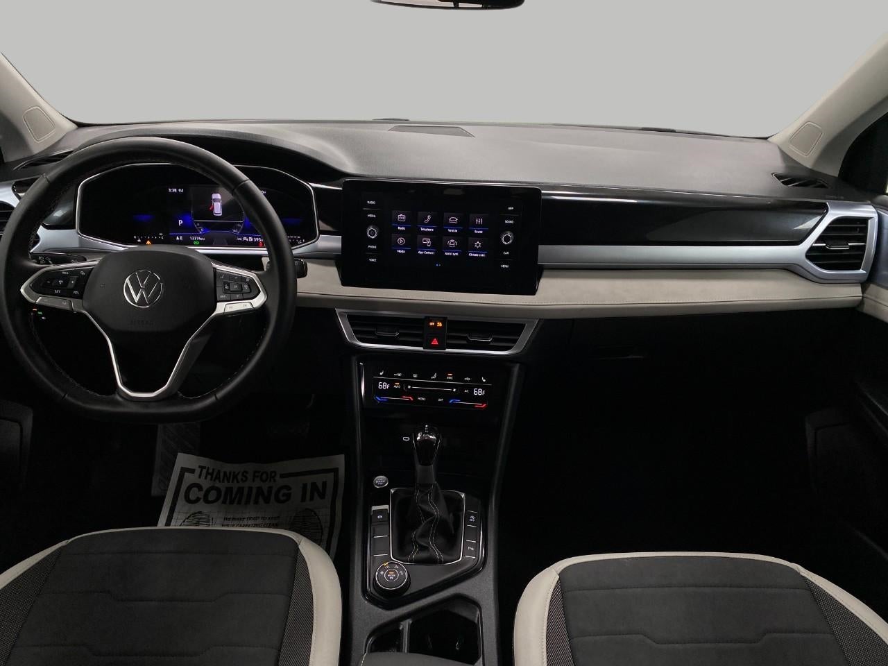 2025 Volkswagen Taos SE 4MOTION