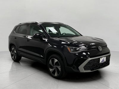 2025 Volkswagen Taos SE 4MOTION