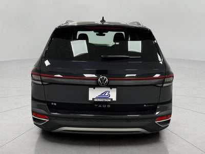 2025 Volkswagen Taos SE 4MOTION