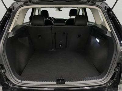 2025 Volkswagen Taos SE 4MOTION