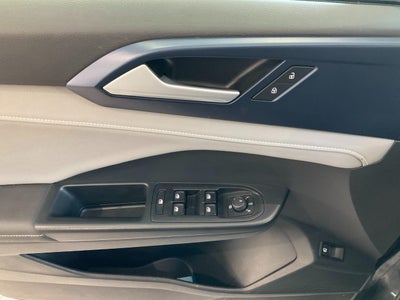 2024 Volkswagen Taos SE 4MOTION