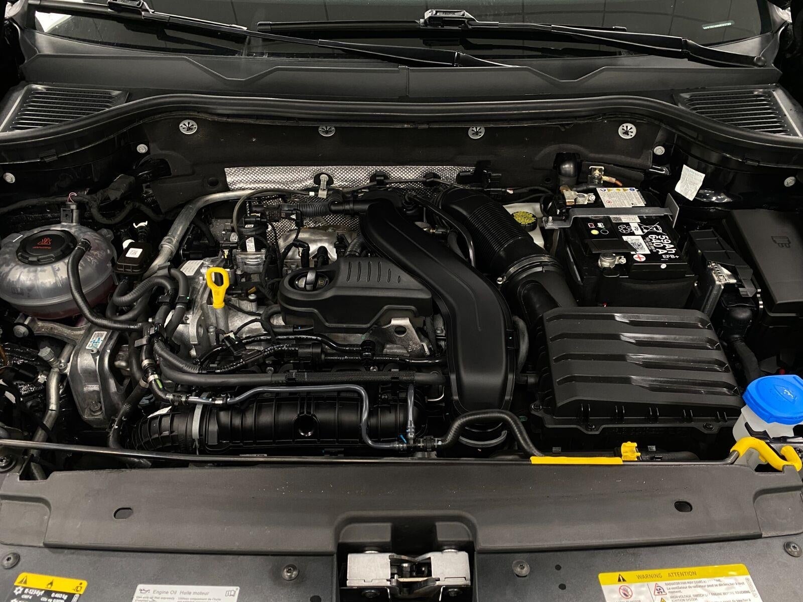 2024 Volkswagen Taos SE 4MOTION