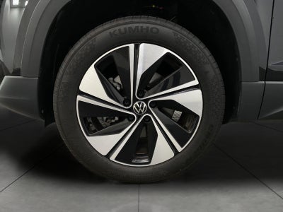 2024 Volkswagen Taos SE 4MOTION