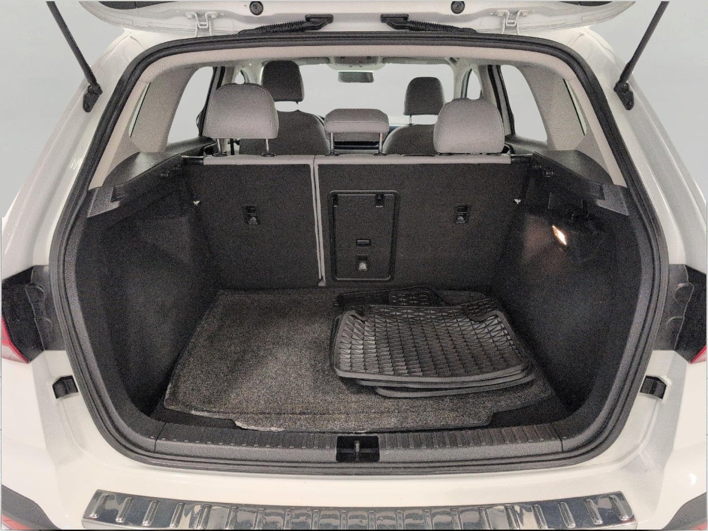 2022 Volkswagen Taos SE 4MOTION