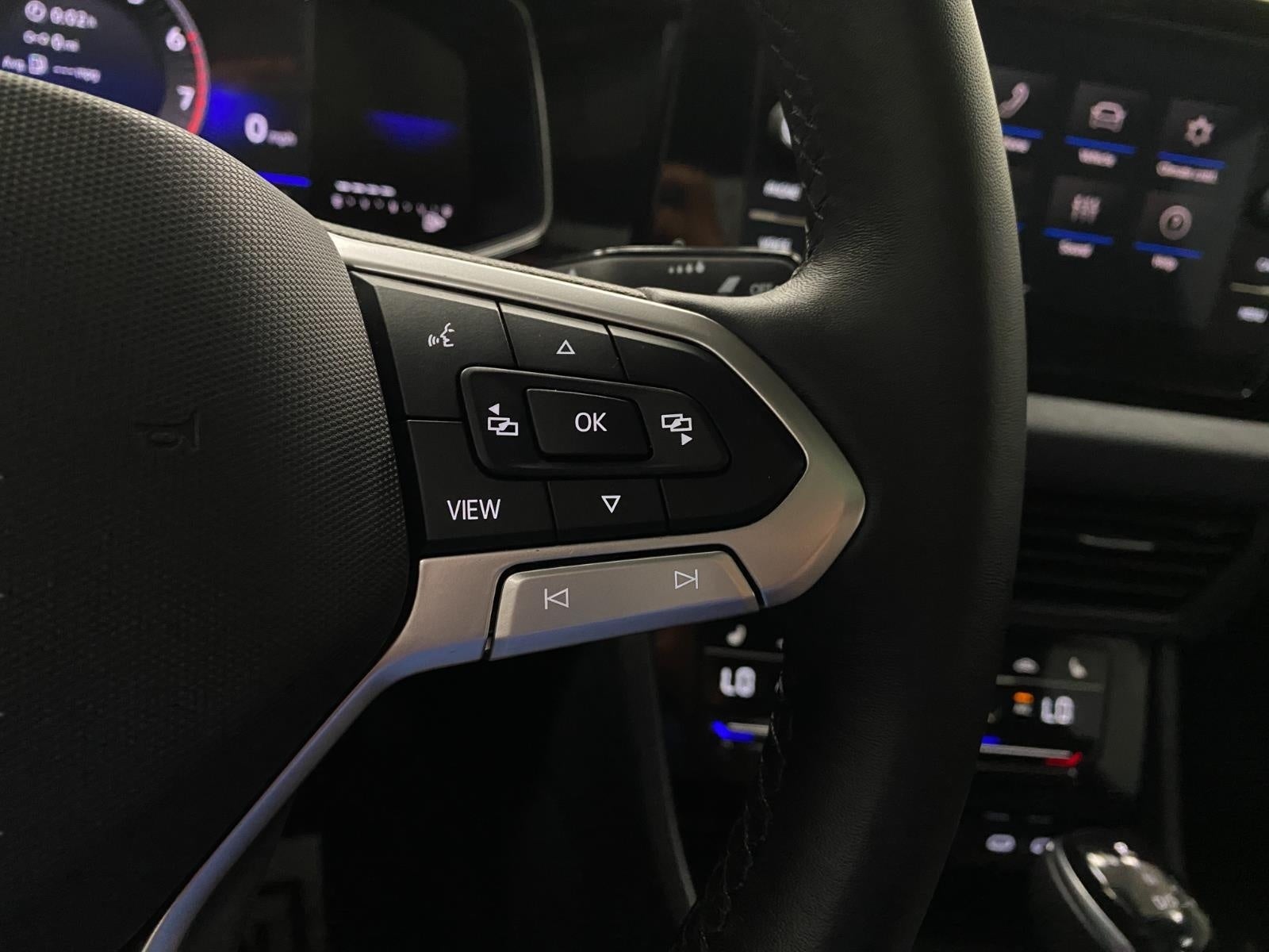 2025 Volkswagen Jetta SE Auto
