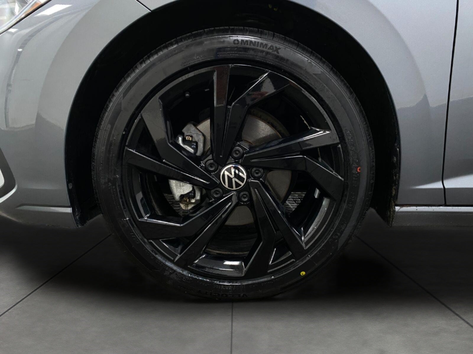 2025 Volkswagen Jetta SE Auto