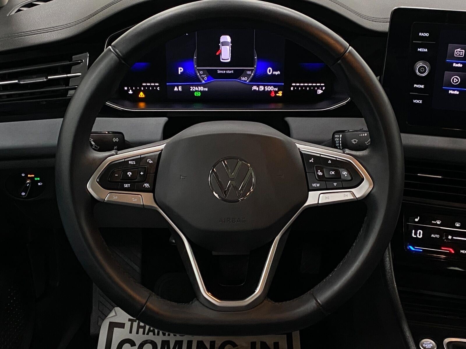 2025 Volkswagen Jetta SE Auto