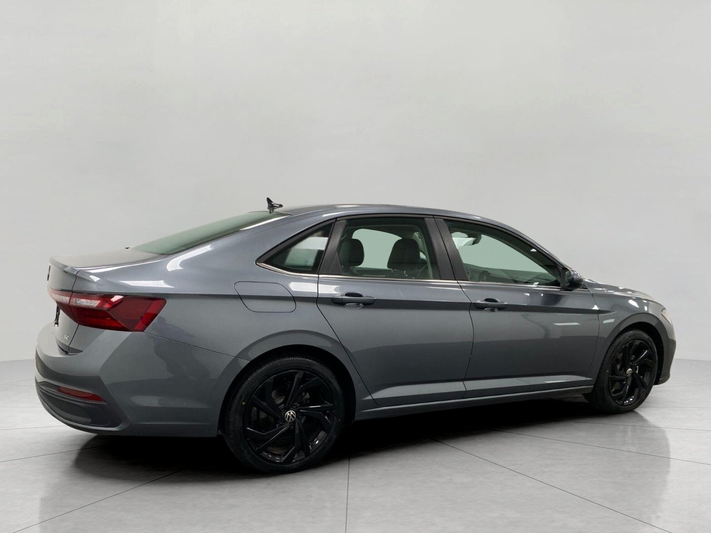 2025 Volkswagen Jetta SE Auto