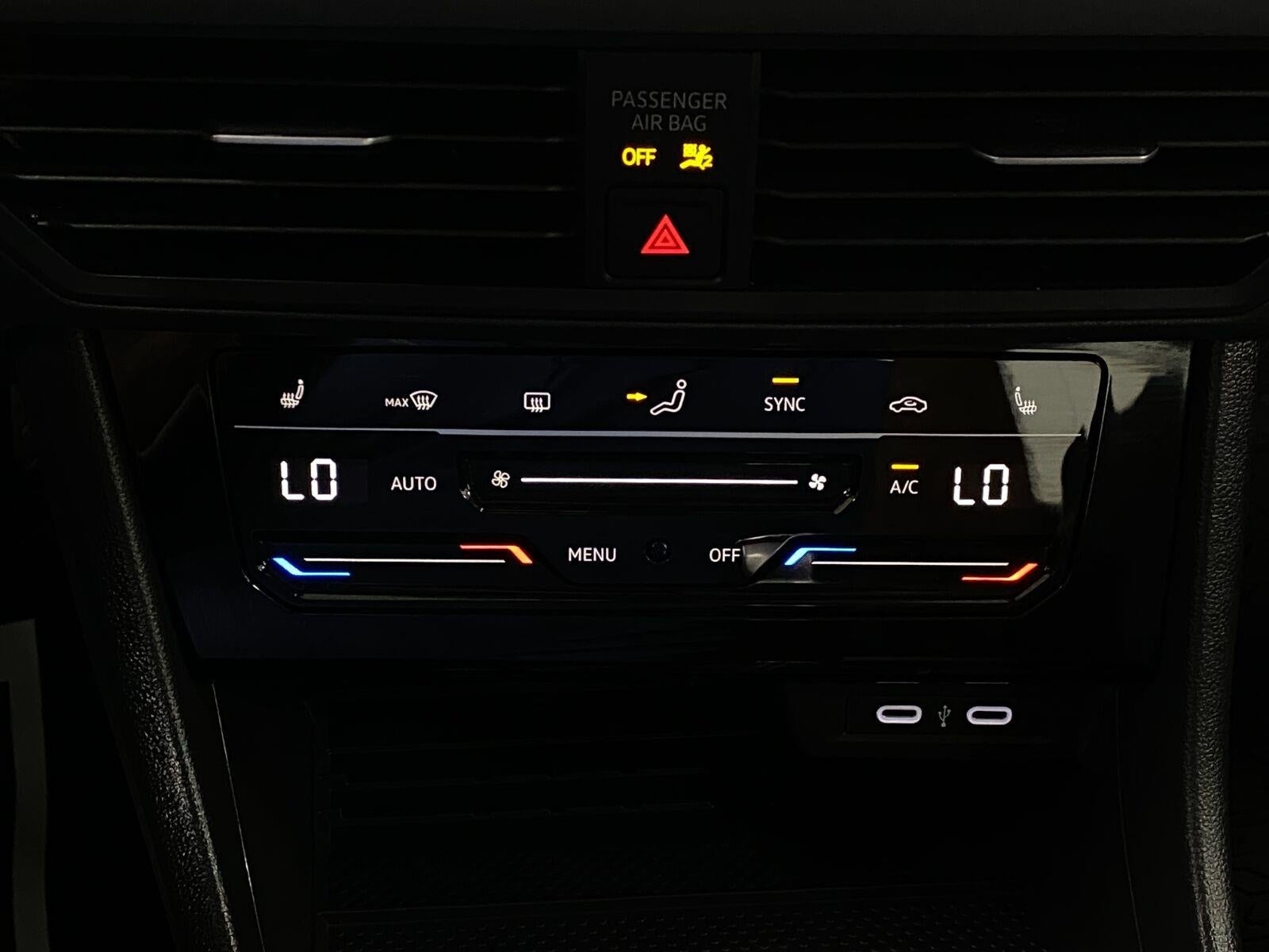 2025 Volkswagen Jetta SE Auto