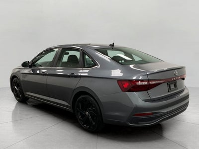 2025 Volkswagen Jetta SE Auto