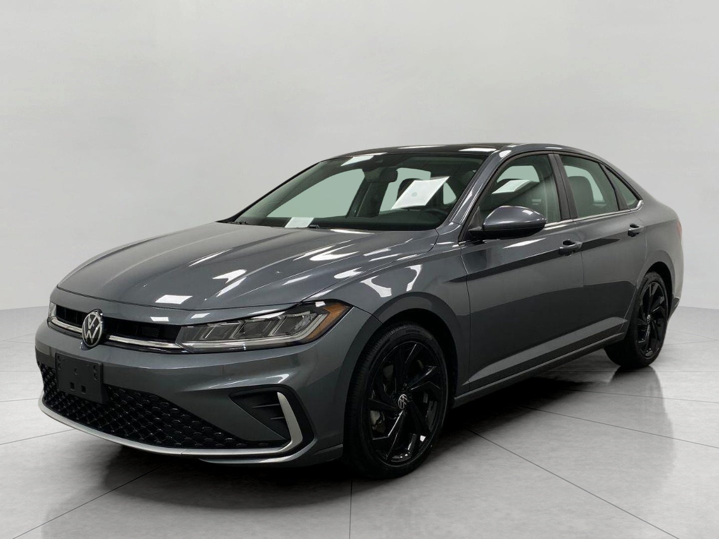 2025 Volkswagen Jetta SE Auto