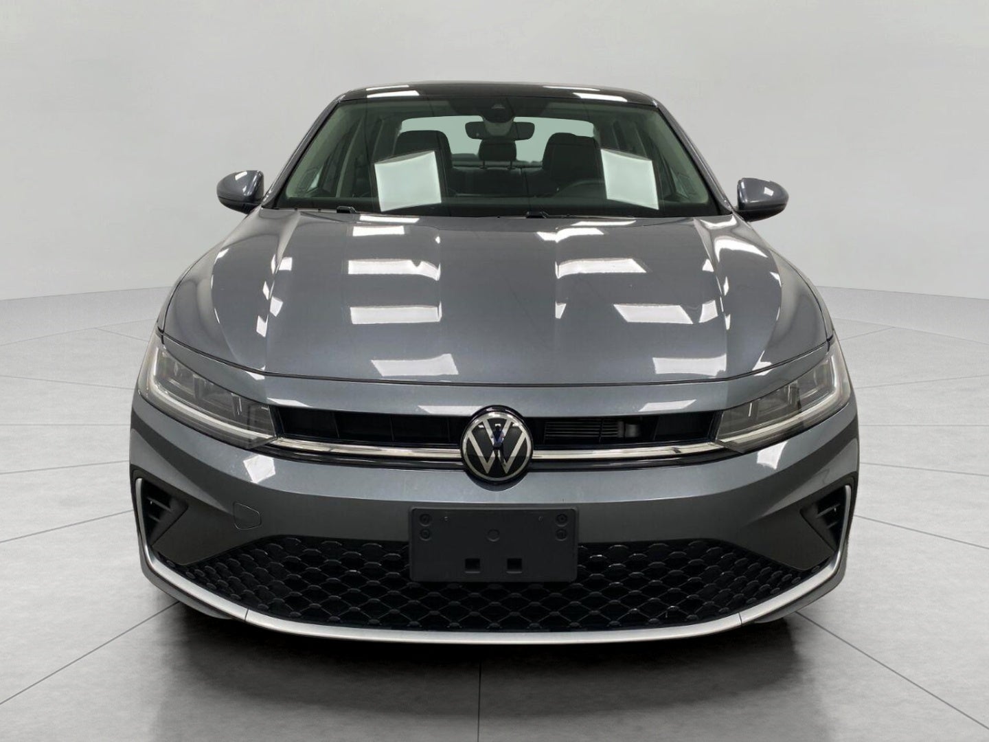 2025 Volkswagen Jetta SE Auto
