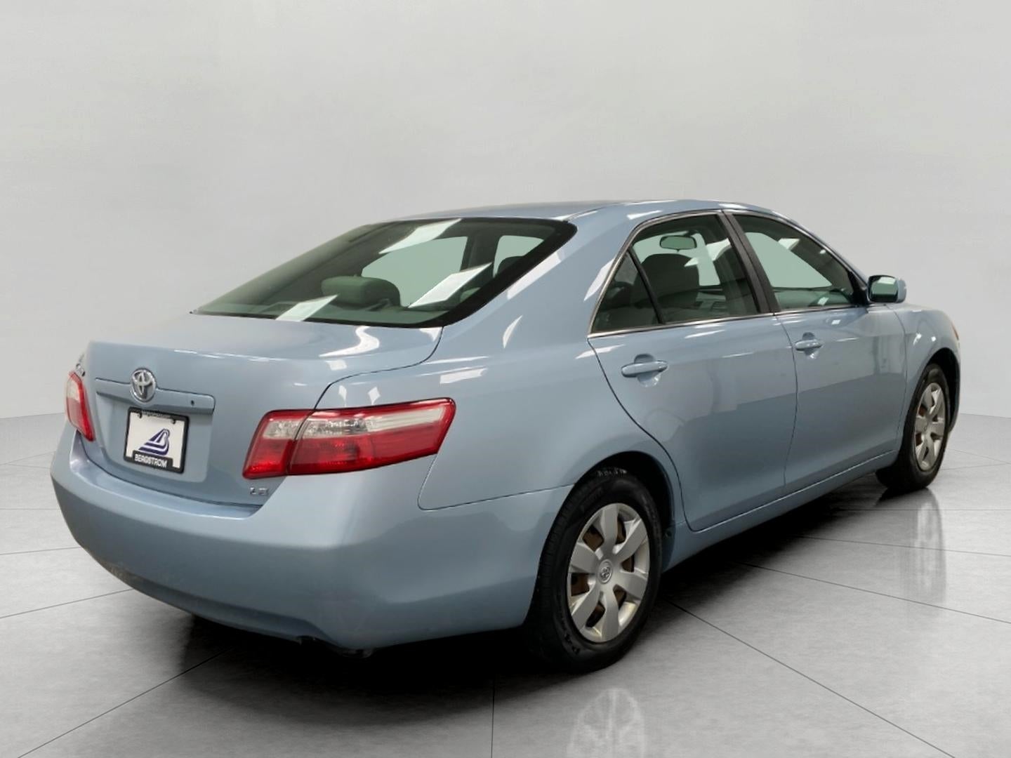 2009 Toyota Camry 4dr Sdn I4 Auto LE