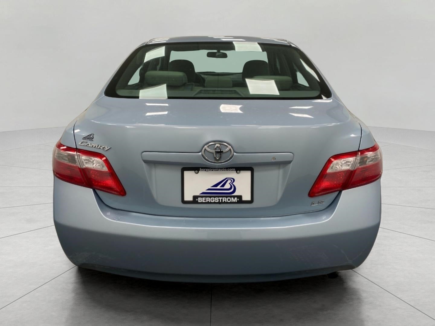 2009 Toyota Camry 4dr Sdn I4 Auto LE