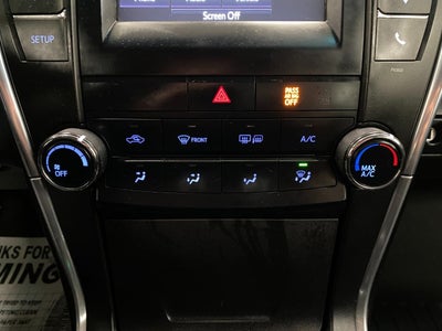 2015 Toyota Camry 4dr Sdn I4 Auto SE