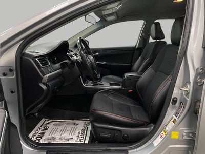 2015 Toyota Camry 4dr Sdn I4 Auto SE